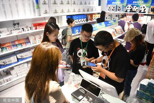成都大運(yùn)風(fēng)潮涌動(dòng)，特許商品店點(diǎn)燃消費(fèi)熱情——文具用品成零售亮點(diǎn)